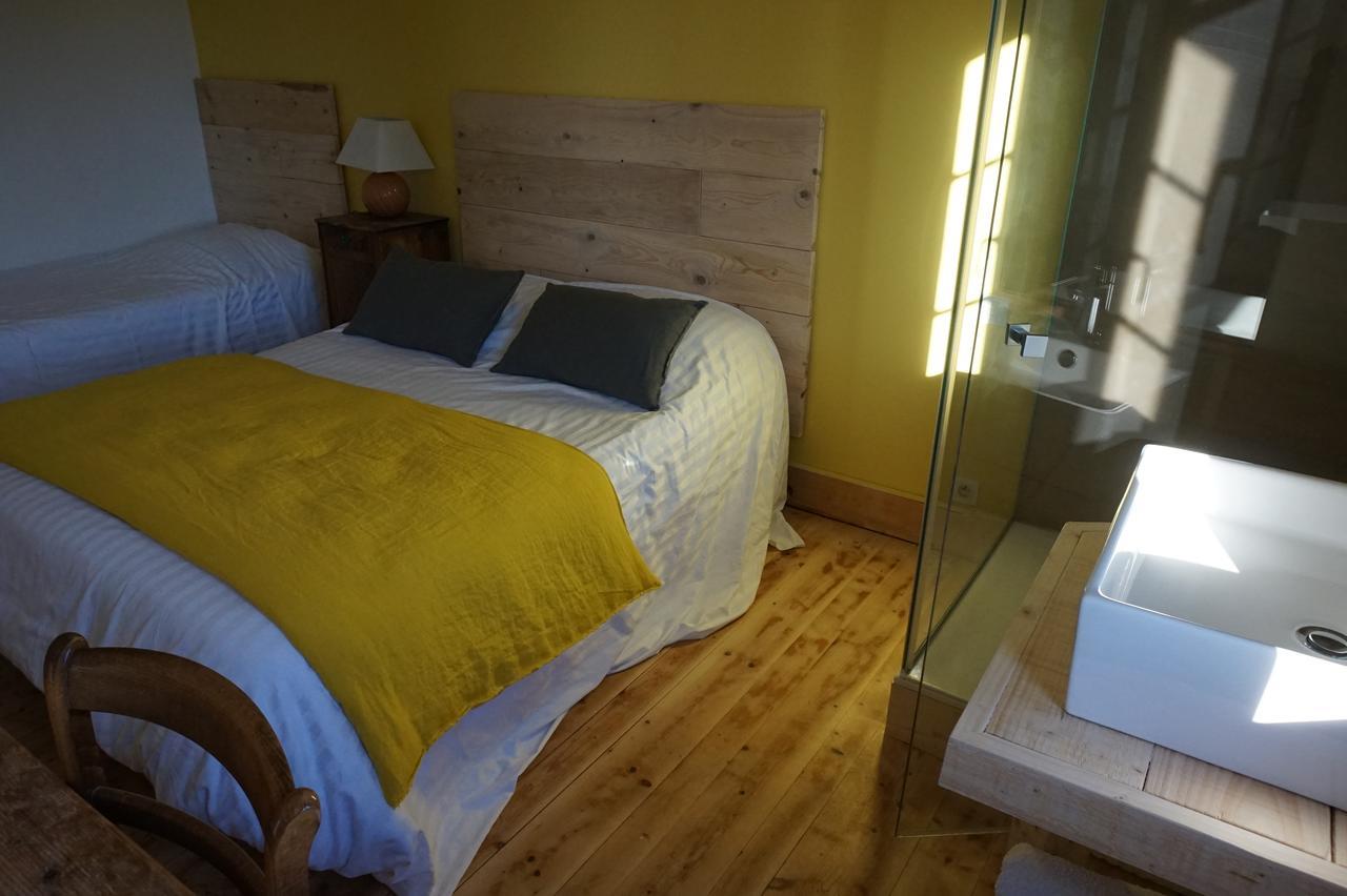 Auberge De La Perdrix Hauterive-la-Fresse Zewnętrze zdjęcie