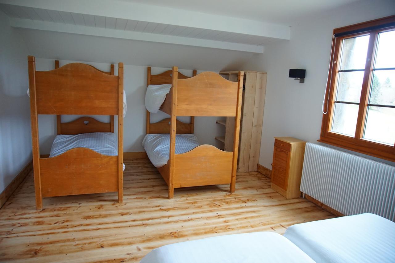 Auberge De La Perdrix Hauterive-la-Fresse Zewnętrze zdjęcie
