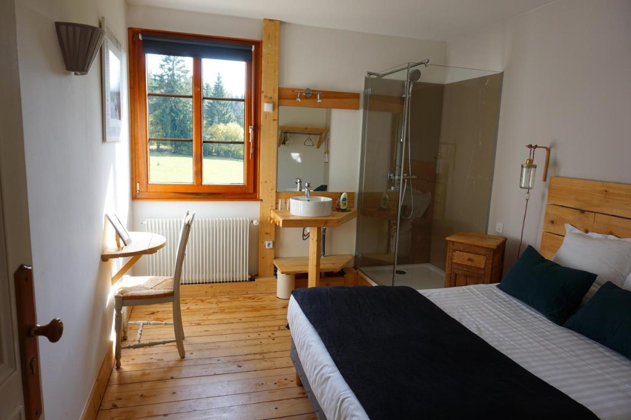 Auberge De La Perdrix Hauterive-la-Fresse Zewnętrze zdjęcie