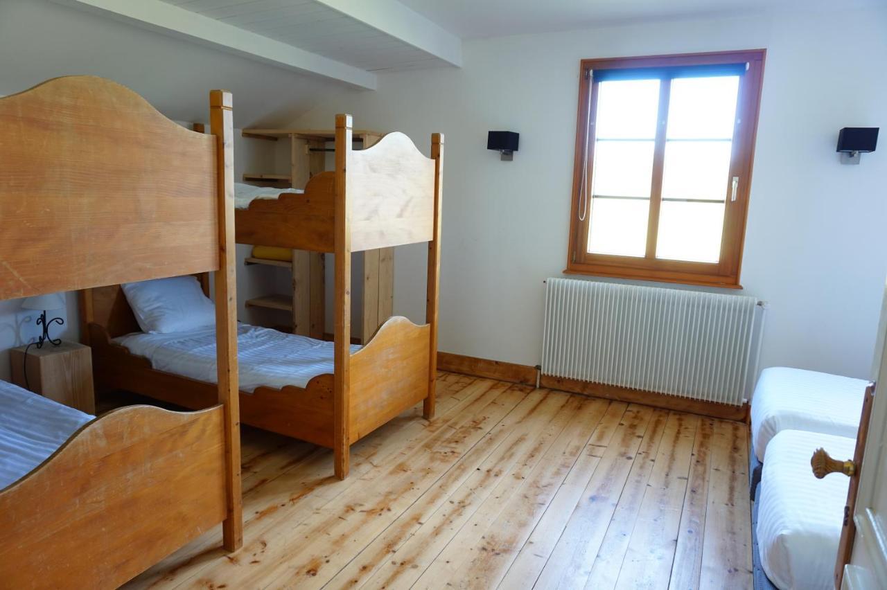 Auberge De La Perdrix Hauterive-la-Fresse Zewnętrze zdjęcie