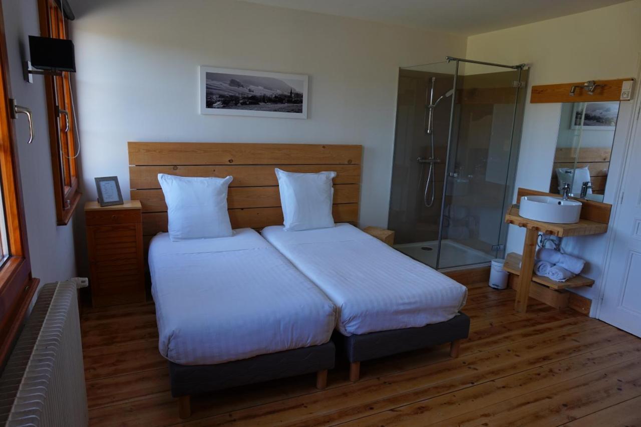 Auberge De La Perdrix Hauterive-la-Fresse Zewnętrze zdjęcie